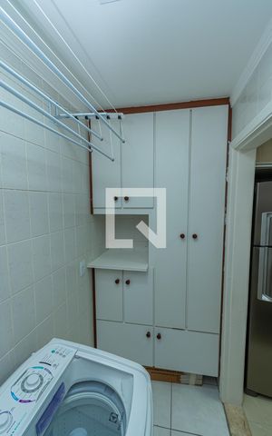 Studio para alugar com 42m², 1 quarto e sem vaga Studio para alugar com 42m², 1 quarto e sem vagaÁrea de Serviço