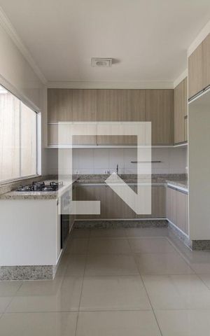 Casa de condomínio para alugar com 82m², 3 quartos e 2 vagas Casa de condomínio para alugar com 82m², 3 quartos e 2 vagasCozinha