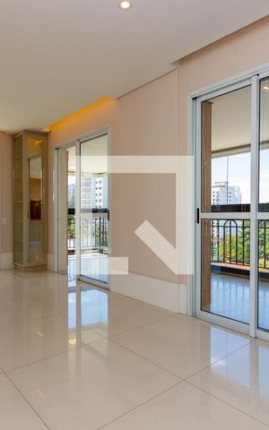 Apartamento à venda com 204m², 3 quartos e 4 vagasSala de TV