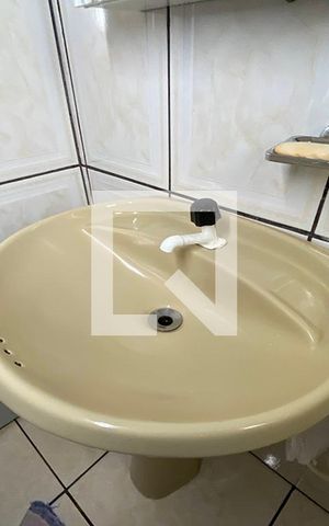 Casa à venda com 110m², 2 quartos e 2 vagasBanheiro