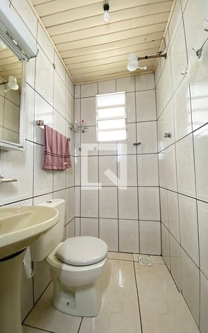 Casa à venda com 110m², 2 quartos e 2 vagasBanheiro
