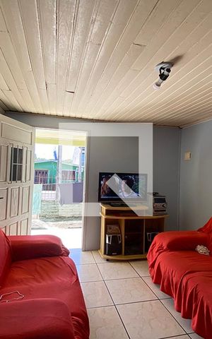 Casa à venda com 110m², 2 quartos e 2 vagasSala