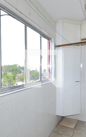 Apartamento para alugar com 55m², 2 quartos e 1 vagaÁrea de Serviço