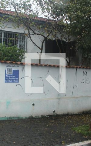 Casa à venda com 100m², 3 quartos e 2 vagasFachada