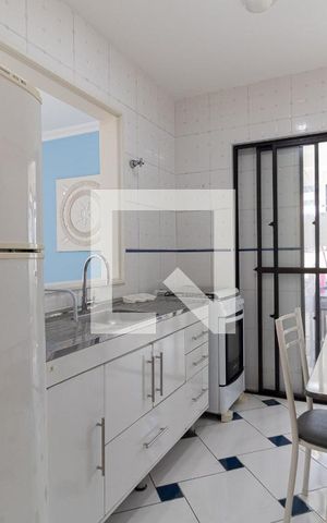 Apartamento à venda com 54m², 2 quartos e 1 vaga Apartamento à venda com 54m², 2 quartos e 1 vagaCozinha
