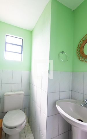 Casa à venda com 320m², 4 quartos e 2 vagasLavabo
