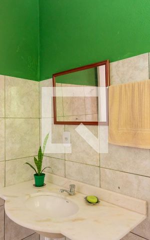 Casa à venda com 320m², 4 quartos e 2 vagasBanheiro 2