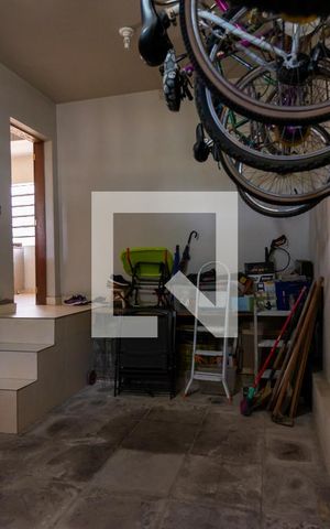 Casa à venda com 320m², 4 quartos e 2 vagasGaragem