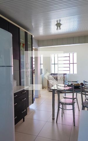 Casa à venda com 320m², 4 quartos e 2 vagasCozinha