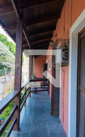 Casa à venda com 320m², 4 quartos e 2 vagasVaranda do Quarto 3 - Suíte