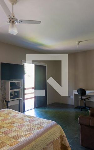 Casa à venda com 320m², 4 quartos e 2 vagasQuarto 3 - Suíte