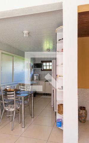 Casa à venda com 320m², 4 quartos e 2 vagasCozinha