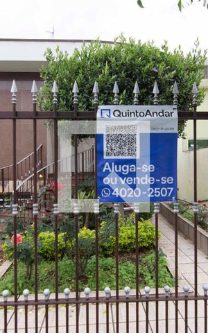 Casa à venda com 350m², 3 quartos e 4 vagasFachada Placa