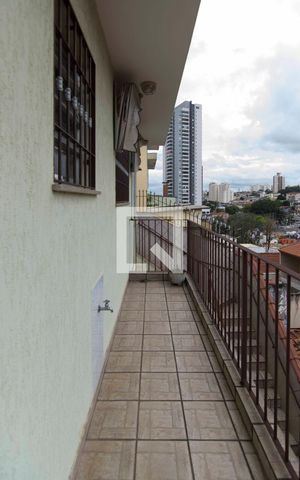 Casa à venda com 350m², 3 quartos e 4 vagasSacada