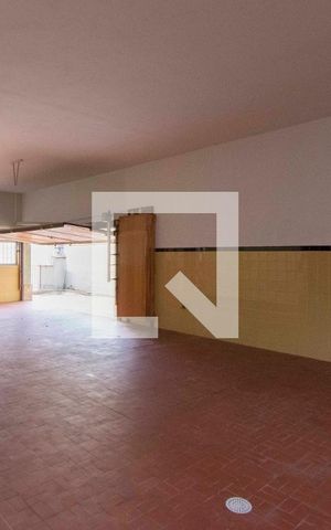Casa à venda com 350m², 3 quartos e 4 vagasGaragem Quintal