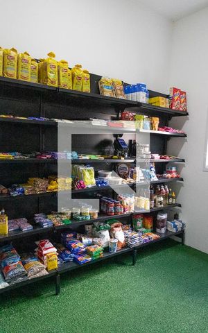 Apartamento à venda com 40m², 2 quartos e 1 vaga Apartamento à venda com 40m², 2 quartos e 1 vagaMini mercado