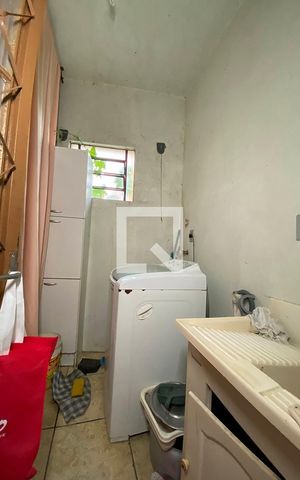 Casa à venda com 180m², 3 quartos e 3 vagasÁrea de Serviço