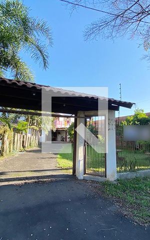 Casa à venda com 180m², 3 quartos e 3 vagasFachada