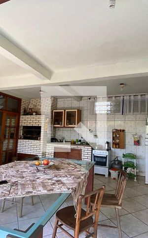 Casa à venda com 180m², 3 quartos e 3 vagasCozinha