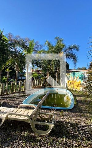 Casa à venda com 180m², 3 quartos e 3 vagasPiscina
