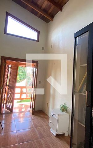 Casa à venda com 180m², 3 quartos e 3 vagasCorredor