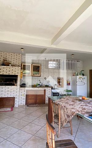 Casa à venda com 180m², 3 quartos e 3 vagasCozinha