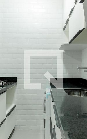 Apartamento à venda com 50m², 2 quartos e sem vaga Apartamento à venda com 50m², 2 quartos e sem vagaCozinha