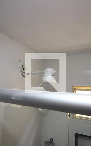Casa para alugar com 120m², 3 quartos e 2 vagasBanheiro Social