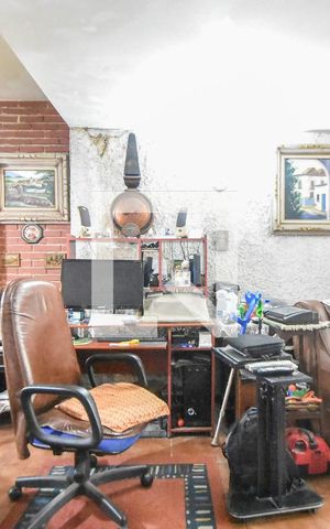 Casa à venda com 128m², 3 quartos e 2 vagasSala de Estar 