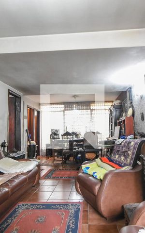 Casa à venda com 128m², 3 quartos e 2 vagasSala de Estar 