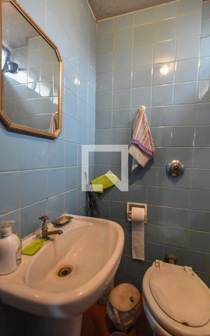 Casa à venda com 128m², 3 quartos e 2 vagasLavabo