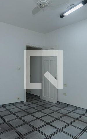 Casa para alugar com 72m², 2 quartos e 2 vagasQuarto 1