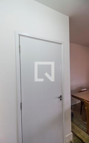 Apartamento à venda com 132m², 3 quartos e 2 vagasEntrada