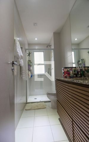 Apartamento à venda com 132m², 3 quartos e 2 vagasBanheiro Social