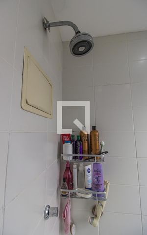 Apartamento à venda com 132m², 3 quartos e 2 vagasBanheiro da Suíte