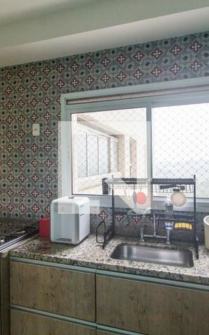 Apartamento à venda com 132m², 3 quartos e 2 vagasCozinha