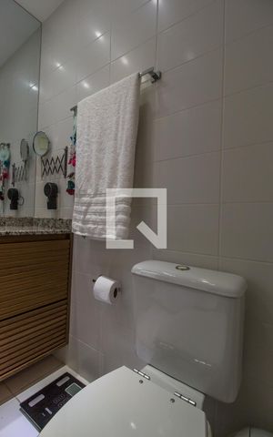 Apartamento à venda com 132m², 3 quartos e 2 vagasBanheiro da Suíte