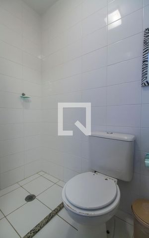 Apartamento à venda com 132m², 3 quartos e 2 vagasBanheiro de Serviço