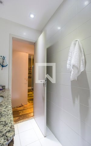 Apartamento à venda com 132m², 3 quartos e 2 vagasBanheiro Social