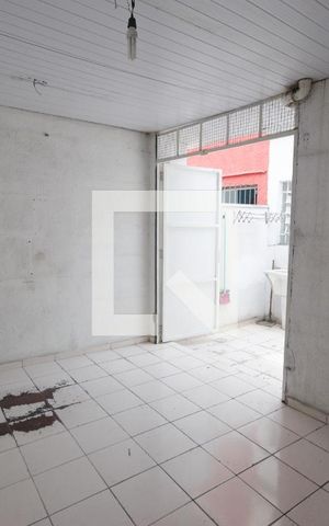Casa à venda com 160m², 3 quartos e sem vaga Casa à venda com 160m², 3 quartos e sem vagaEdícula