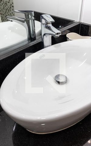 Apartamento à venda com 165m², 3 quartos e 3 vagasBanheiro da Suíte 2