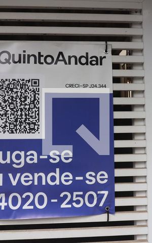 Casa à venda com 200m², 3 quartos e 5 vagasPlaquinha Quinto Andar