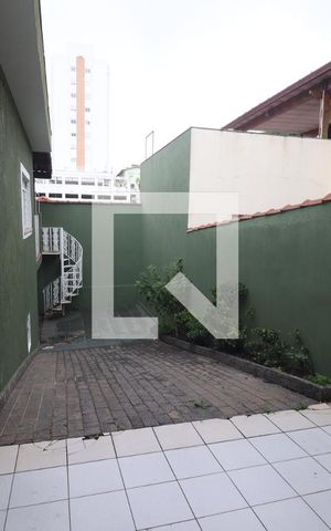 Casa à venda com 200m², 3 quartos e 5 vagasQuintal