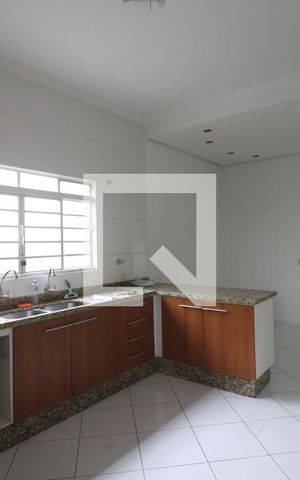 Casa à venda com 200m², 3 quartos e 5 vagasCozinha