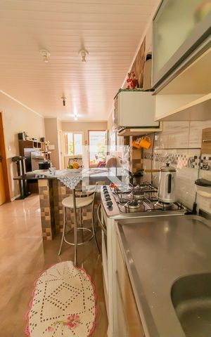 Casa à venda com 96m², 2 quartos e 2 vagasCozinha