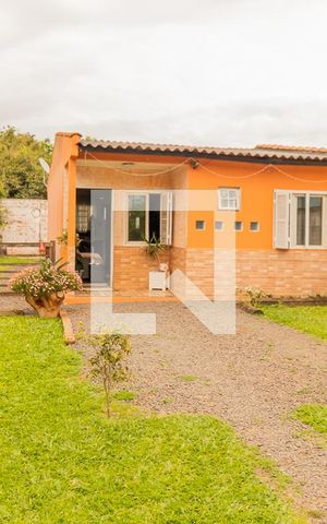 Casa à venda com 96m², 2 quartos e 2 vagasÁrea Externa