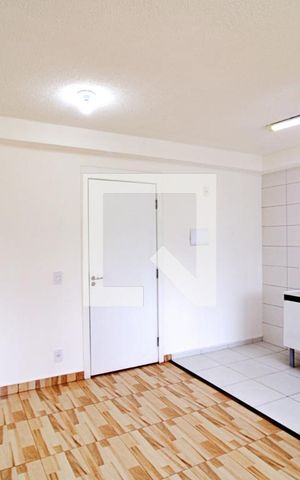 Apartamento para alugar com 42m², 2 quartos e sem vaga Apartamento para alugar com 42m², 2 quartos e sem vagaSala