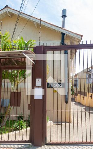 Casa de condomínio à venda com 102m², 3 quartos e 2 vagasFachada