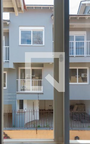 Casa de condomínio à venda com 102m², 3 quartos e 2 vagasVista