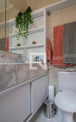 Casa de condomínio à venda com 102m², 3 quartos e 2 vagassuíte